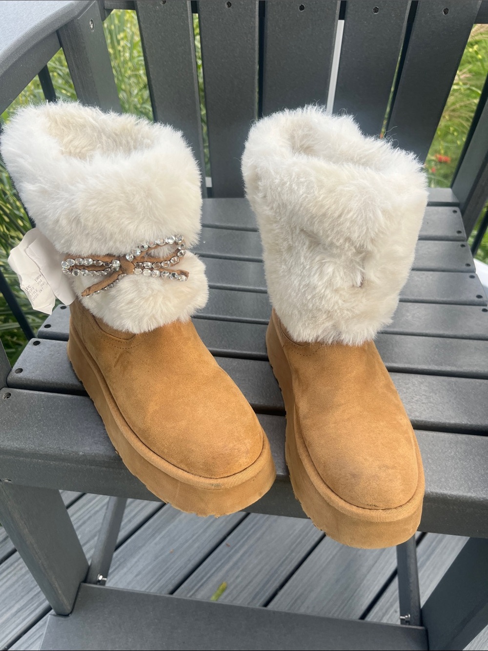 Guess Tan Suede Platform Winter Boots with Cream Faux Fur Cuff